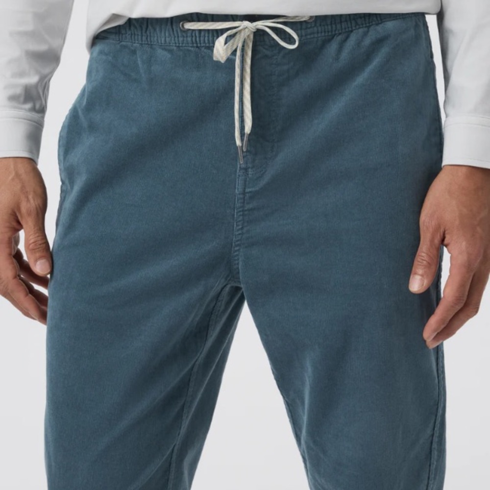 VUORI Men’s Clothing NEW OPTIMIST Pant in LIGHT DEEP SEA Size MEDIUM